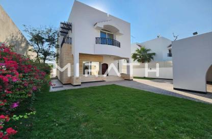 Villa - 3 - 4 for rent in Umm Suqeim 1 Villas - Umm Suqeim 1 - Umm Suqeim - Dubai Villa - 3 - 4 for rent in Umm Suqeim 1 Villas - Umm Suqeim 1 - Umm Suqeim - Dubai