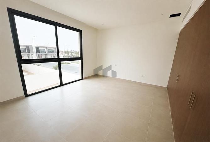 94019712 - Property Image 3