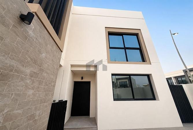 94019712 - Property Main Image