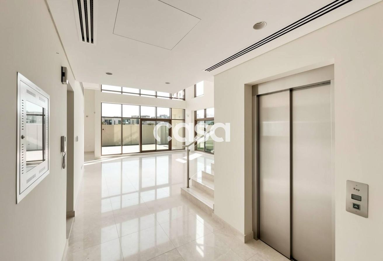 Luxury 6 BR Villa | Spacious | Vacant photo 7