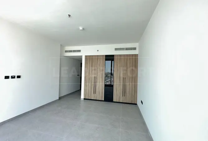 125647748 - Property Image 2