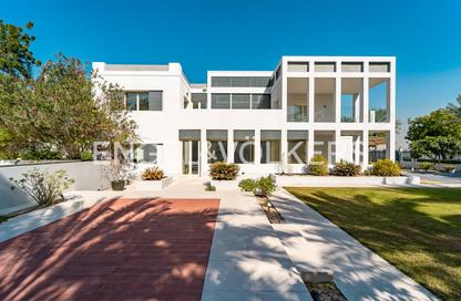 Villa - 5 Bedrooms - 4 Bathrooms for rent in Sector E - Emirates Hills - Dubai
