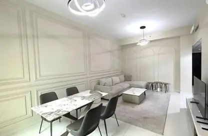 شقة - 2 غرف نوم - 3 حمامات للايجار في مساكن النخبة رقم 2 - مساكن النخبة الرياضية - مدينة دبي الرياضية - دبي