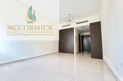 Apartment - Studio - 1 Bathroom for rent in Al Barsha 1 - Al Barsha - Dubai