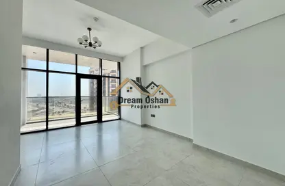 Apartment - 2 Bedrooms - 3 Bathrooms for rent in Sama Al Jaddaf - Al Jaddaf - Dubai