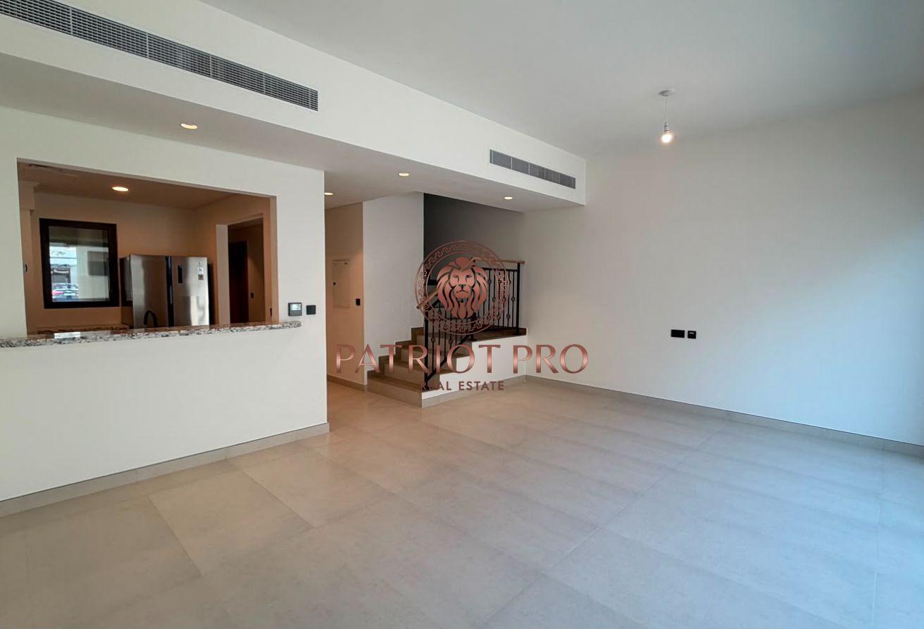 Spacious 4BR Townhouse | Costa Brava photo 26
