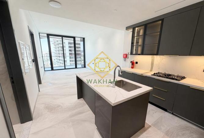 Brand new | High ROI | Quick Access to MBZ road