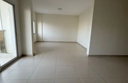 Apartment - 3 Bedrooms - 3 Bathrooms for rent in Dar Al Majaz - Jamal Abdul Nasser Street - Al Majaz - Sharjah
