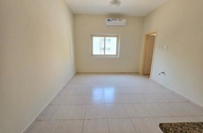 Apartment - Studio - 1 for rent in Fire Station Road - Muwaileh - Sharjah