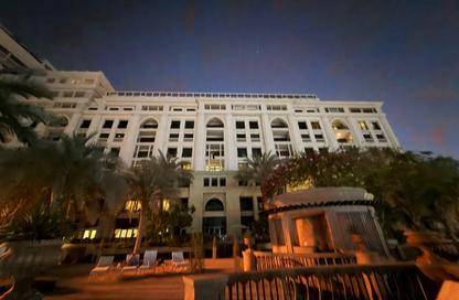 Apartment - 3 Bedrooms - 4 Bathrooms for rent in Palazzo Versace - Culture Village - Dubai
