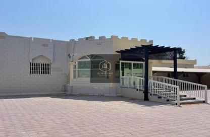 Villa - 4 Bedrooms - 6 Bathrooms for rent in Al Qarain 1 - Al Qarain - Sharjah