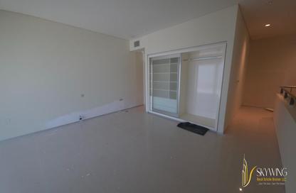 Duplex - 1 Bedroom - 2 Bathrooms for rent in Park Place Tower - Sheikh Zayed Road - Dubai