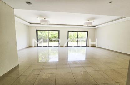 Villa - 5 Bedrooms - 6 Bathrooms for rent in Umm Suqeim 1 Villas - Umm Suqeim 1 - Umm Suqeim - Dubai Villa - 5 Bedrooms - 6 Bathrooms for rent in Umm Suqeim 1 Villas - Umm Suqeim 1 - Umm Suqeim - Dubai