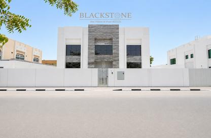 فيلا - 4 غرف نوم - 5 حمامات للايجار في فلل الجميرا 1 - جميرا 1 - جميرا - دبي