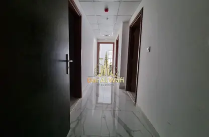 Apartment - 1 Bedroom - 2 Bathrooms for rent in Taliatela Street - Al Nahda - Sharjah