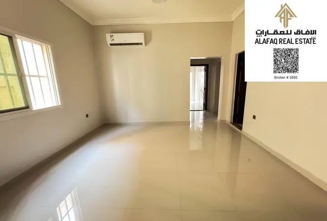 137870102 - Property Image 2