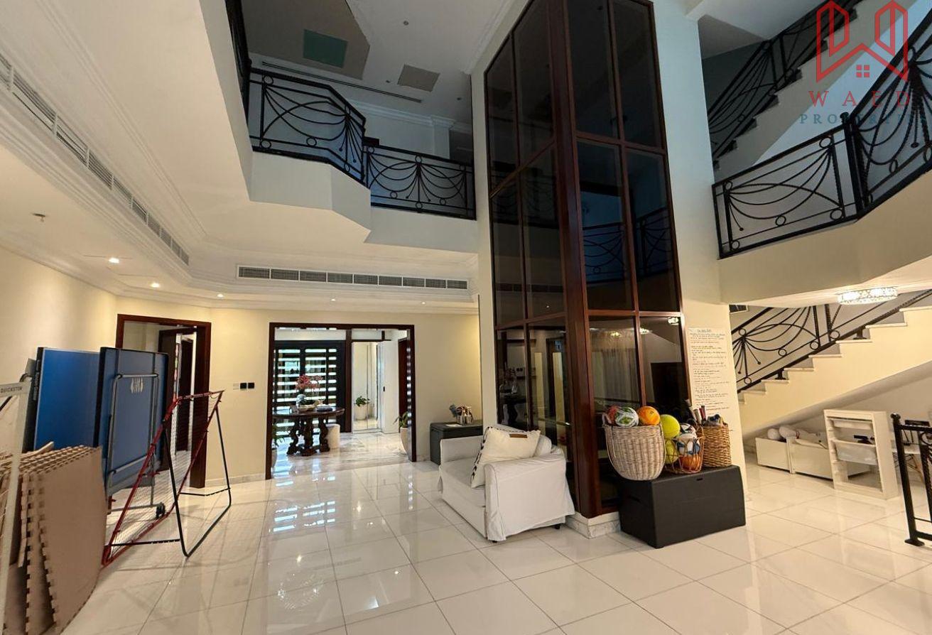 Luxurious Grand Villa with Private Pool and Garden photo 17