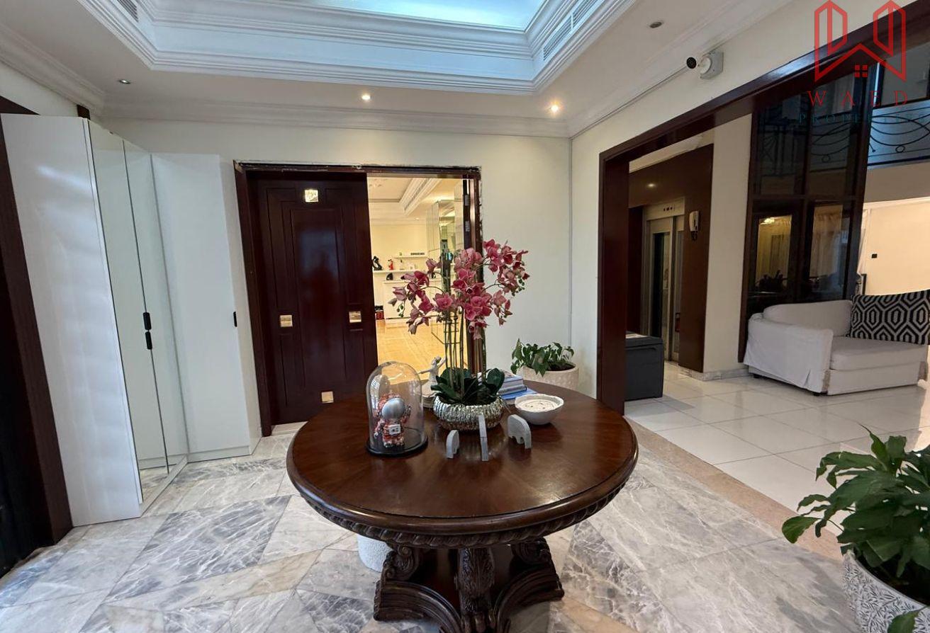 Luxurious Grand Villa with Private Pool and Garden photo 13