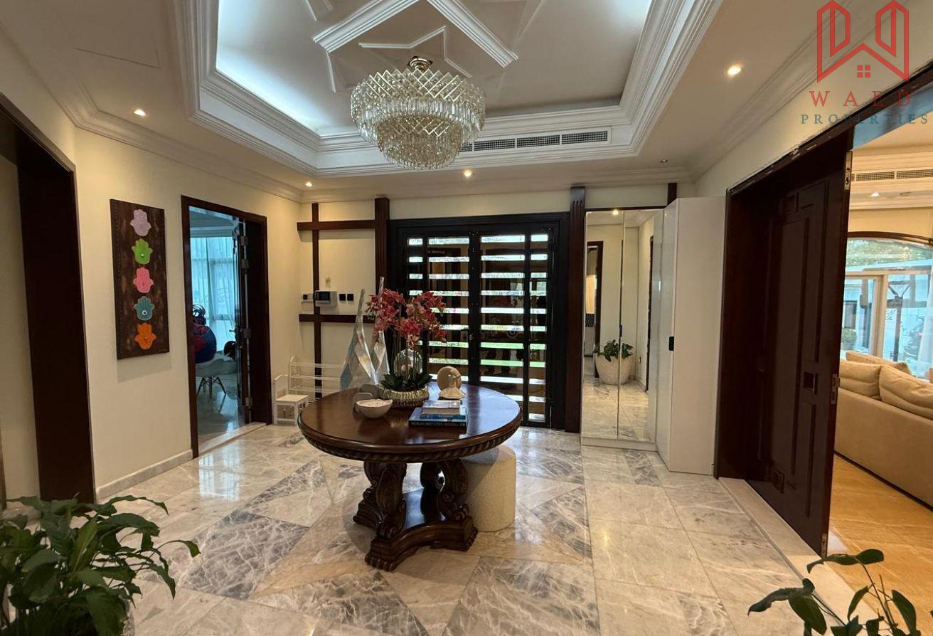 Luxurious Grand Villa with Private Pool and Garden photo 16