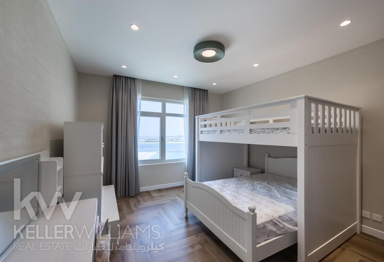 Exclusive | Fully Renovated | Vacant | Sea View photo 20