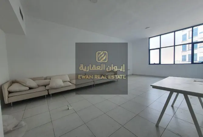 105956198 - Property Image 2