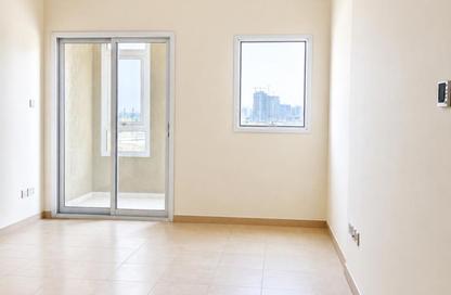 Apartment - Studio - 1 Bathroom for rent in Silicon Gates 4 - Silicon Gates - Dubai Silicon Oasis - Dubai