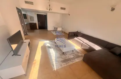 شقة - غرفة نوم - 2 حمامات للايجار في بوابة السيليكون رقم 1 - بوابات السيليكون - واحة دبي للسيليكون - دبي