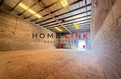 Warehouse - Studio - 1 Bathroom for rent in Al Sajaa Industrial - Al Sajaa - Sharjah