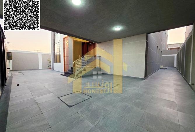 74238969 - Property Image 3