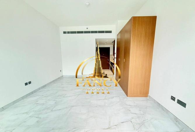 75015743 - Property Image 2