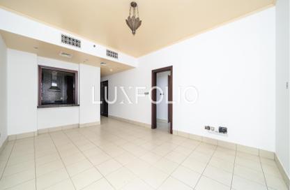 Apartment - 2 Bedrooms - 3 Bathrooms for sale in Reehan 1 - Reehan - Old Town - Downtown Dubai - Dubai