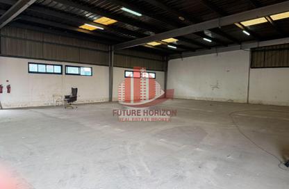 Warehouse - Studio for rent in Ras Al Khor Industrial 2 - Ras Al Khor - Dubai