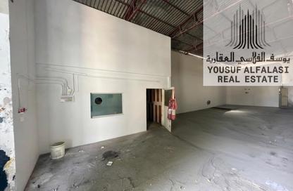 Warehouse - Studio - 1 Bathroom for rent in Old Industrial Area - Umm Al Quwain