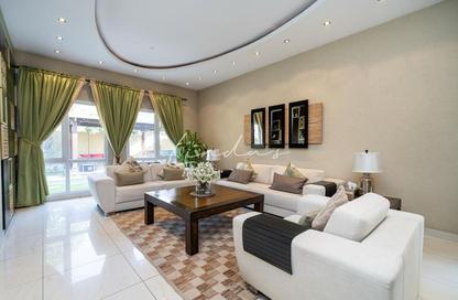 Villa - 5 - 4 for rent in Meadows 2 - Meadows - Dubai