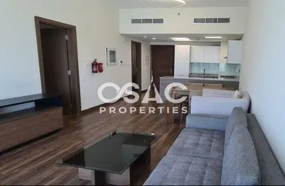 شقة - غرفة نوم - 2 حمامات للايجار في عزيزي عالية - الجداف - دبي