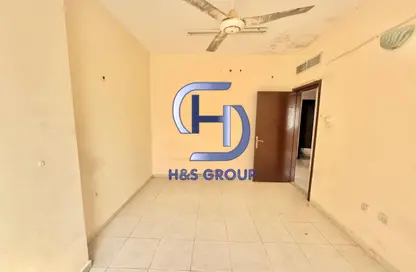 Apartment - 2 Bedrooms - 2 Bathrooms for rent in Fire Station Road - Muwaileh - Sharjah