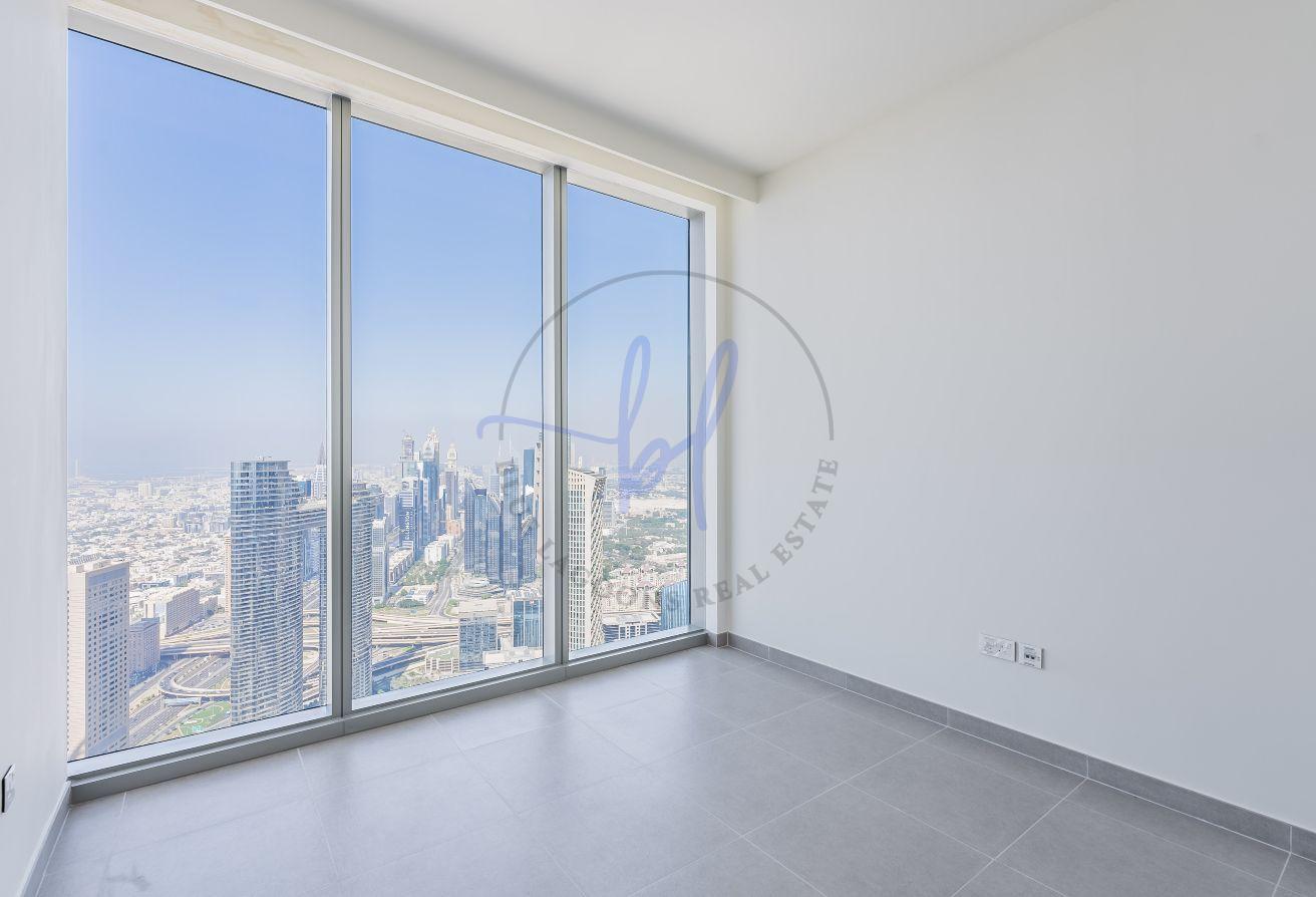 Bright and Spacious Unit| Burj Khalifa View|Vacant photo 27