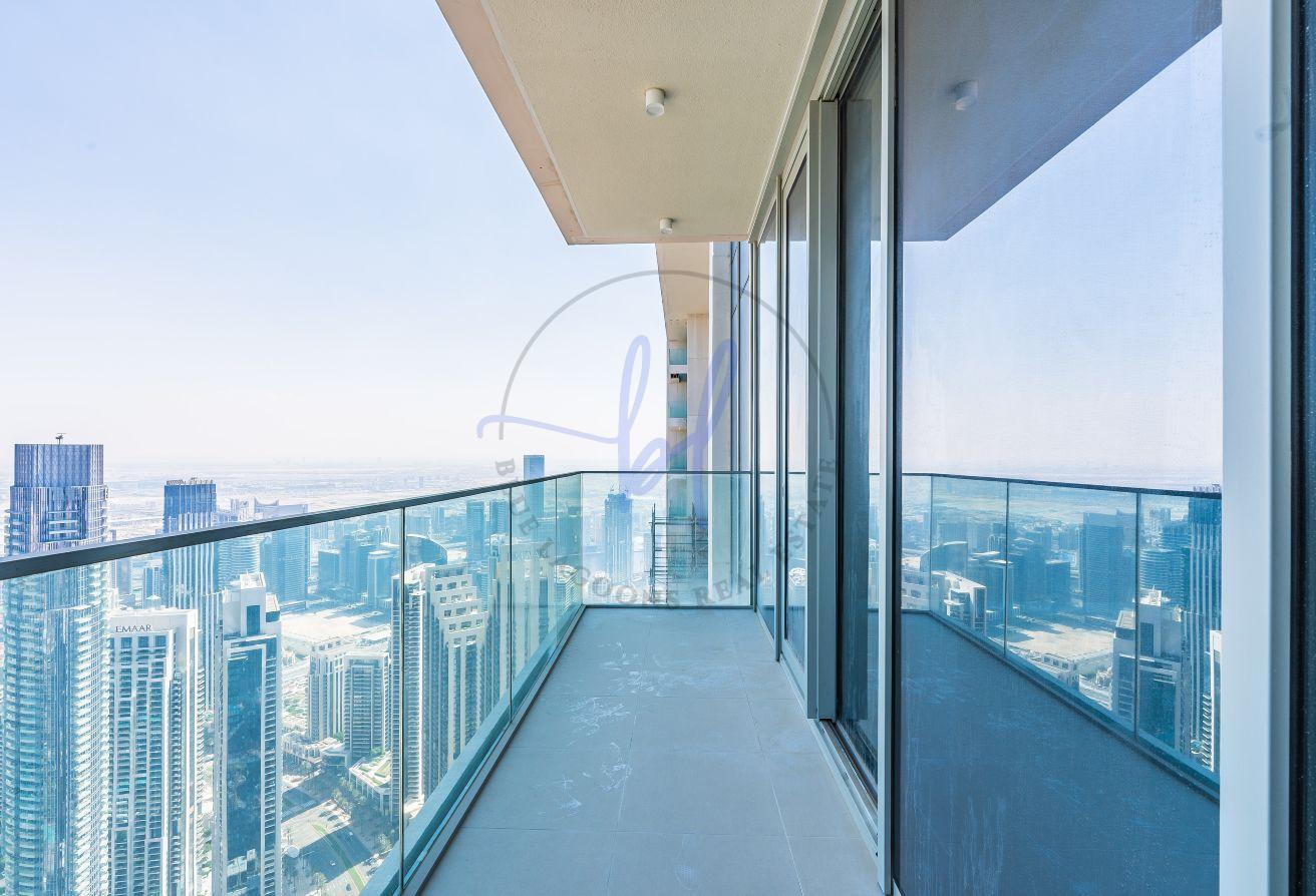 Bright and Spacious Unit| Burj Khalifa View|Vacant photo 11