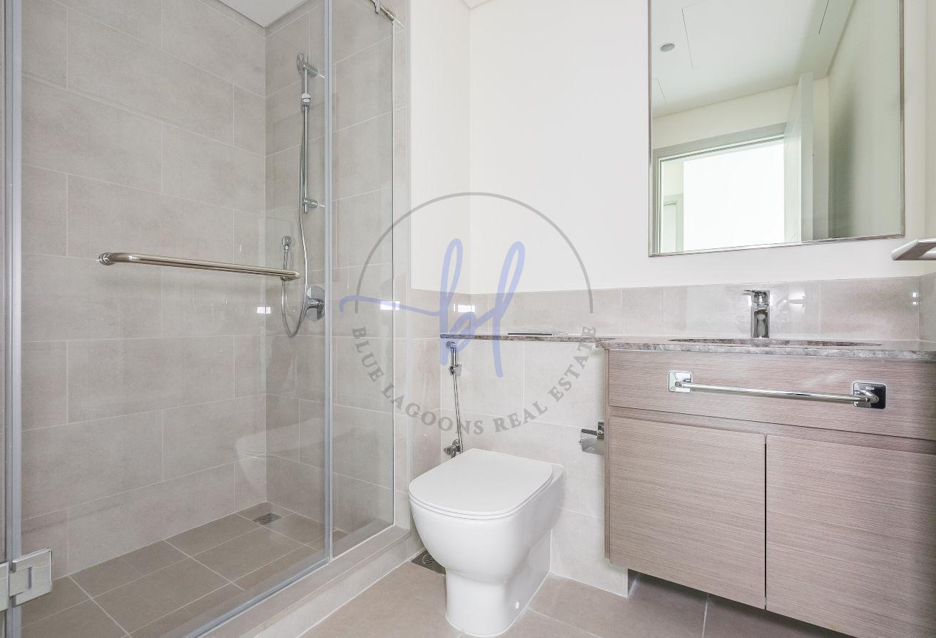 Bright and Spacious Unit| Burj Khalifa View|Vacant photo 19