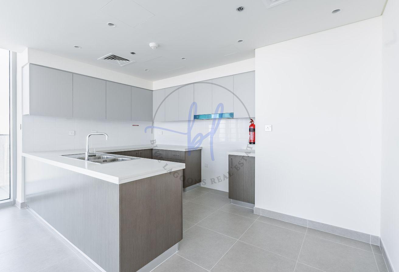 Bright and Spacious Unit| Burj Khalifa View|Vacant photo 7