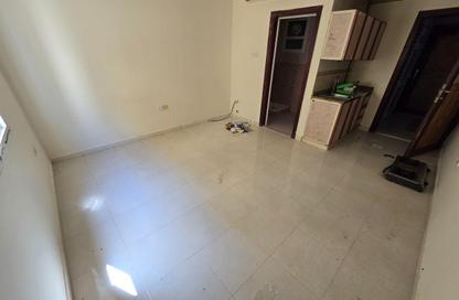 Apartment - Studio - 1 Bathroom for rent in Fire Station Road - Muwaileh - Sharjah
