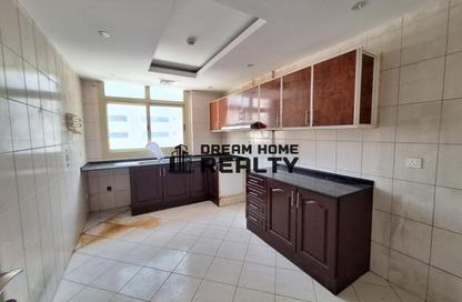 Apartment - 1 Bedroom - 2 Bathrooms for rent in New Al Taawun Road - Al Taawun - Sharjah