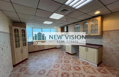 Apartment - 3 - 5 for rent in City Gate - Al Majaz 3 - Al Majaz - Sharjah Apartment - 3 - 5 for rent in City Gate - Al Majaz 3 - Al Majaz - Sharjah
