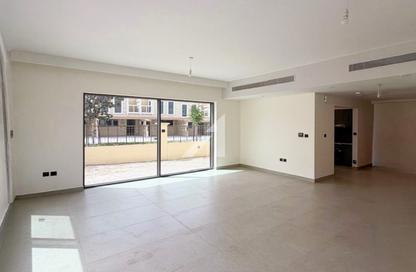 Townhouse - 5 Bedrooms - 5 Bathrooms for rent in Damac Lagoons - Dubai