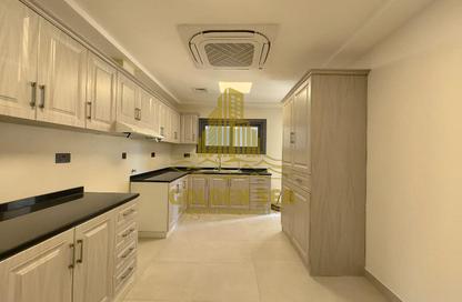 Villa - 7 - 7+ for rent in Al Bateen Villas - Al Bateen - Abu Dhabi