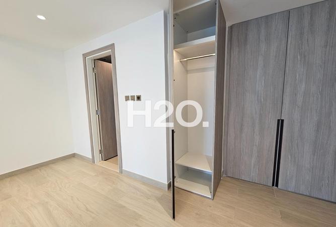 Spacious | Vacant Now | Smart Home photo 3