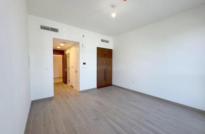 Apartment - Studio - 1 Bathroom for rent in The Regent - Town Square - Dubai