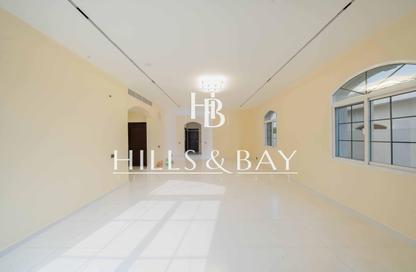 Villa - 3 - 4 for sale in Mirdif - Dubai Villa - 3 - 4 for sale in Mirdif - Dubai
