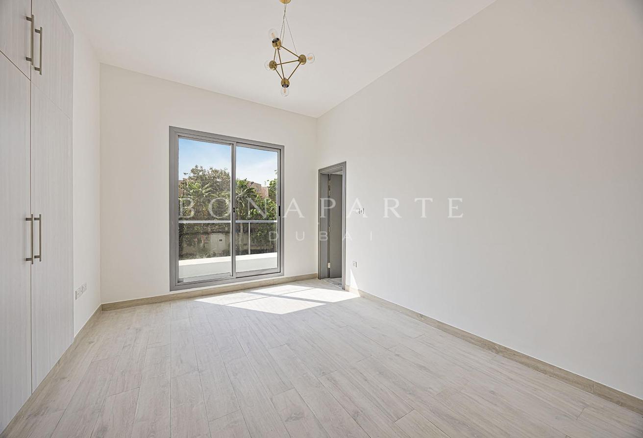 Skyline Views | Exclusive Villa | Vacant photo 9