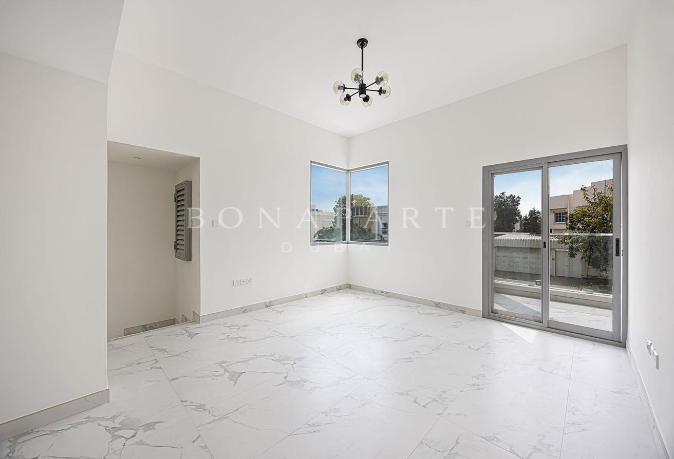 Skyline Views | Exclusive Villa | Vacant photo 11